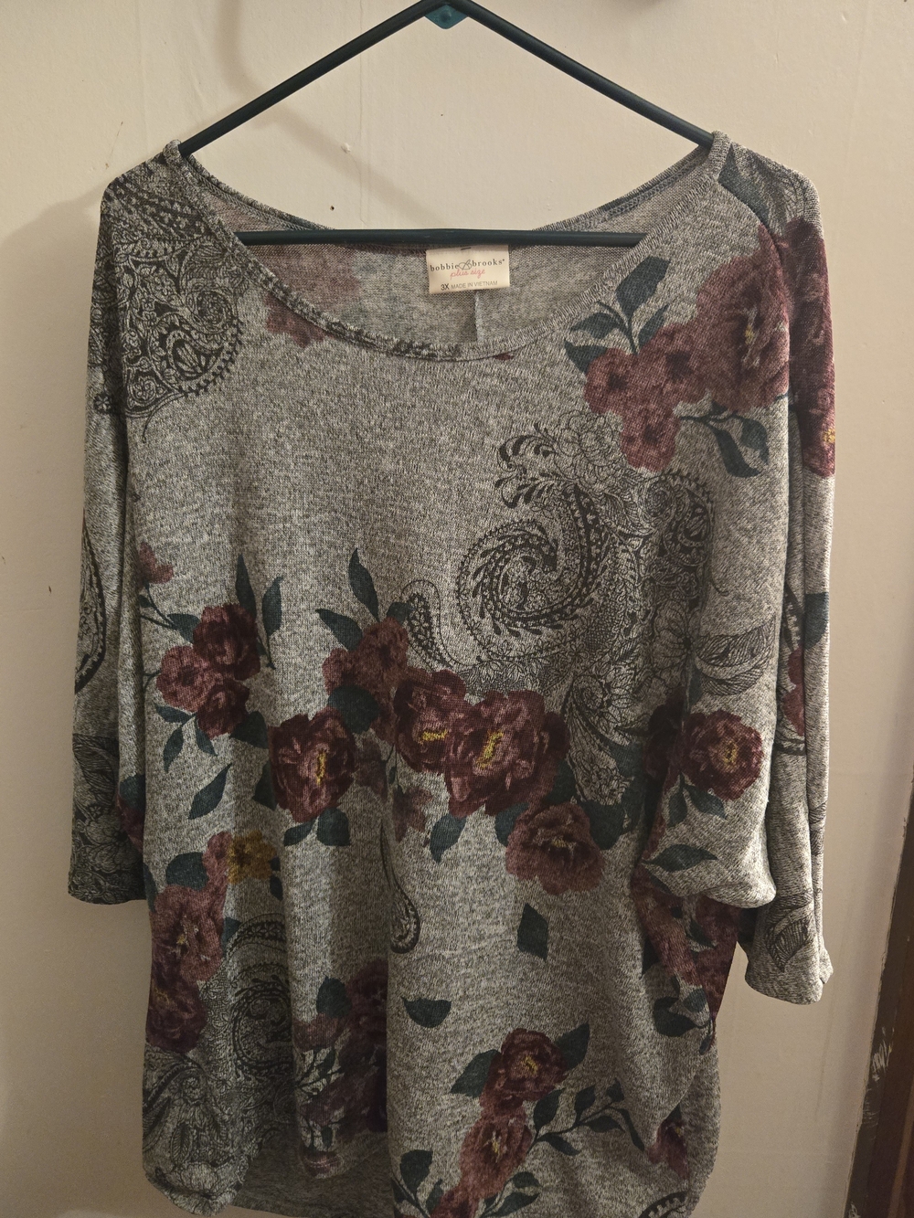 Bobbie Brooks Gray Tunic with Burgundy Floral Print